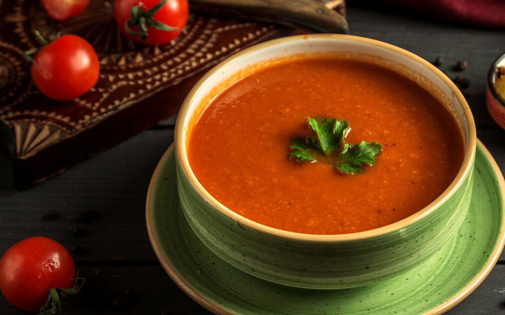 sopa de verduras en puré para bajar de peso